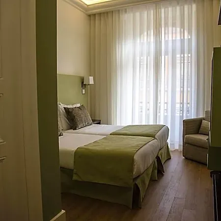 Otel Dublin *