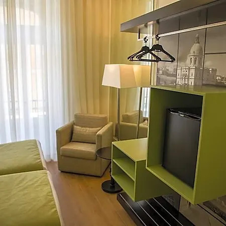 Otel Dublin *